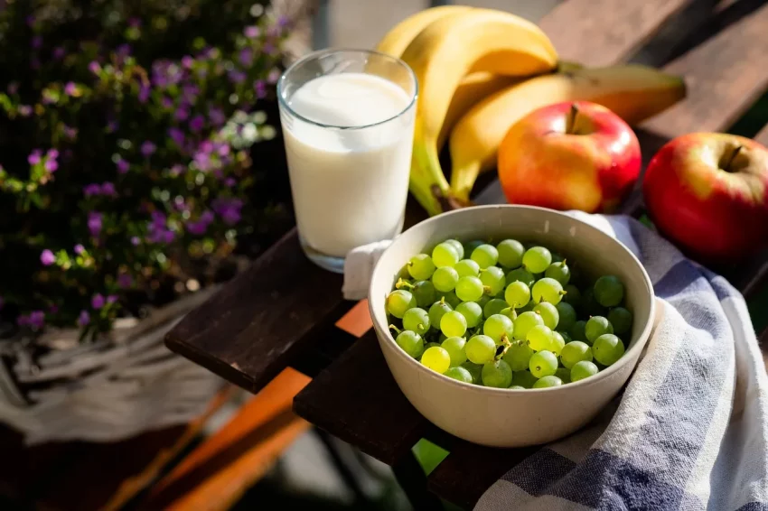 a healthy snack of fruits and milk